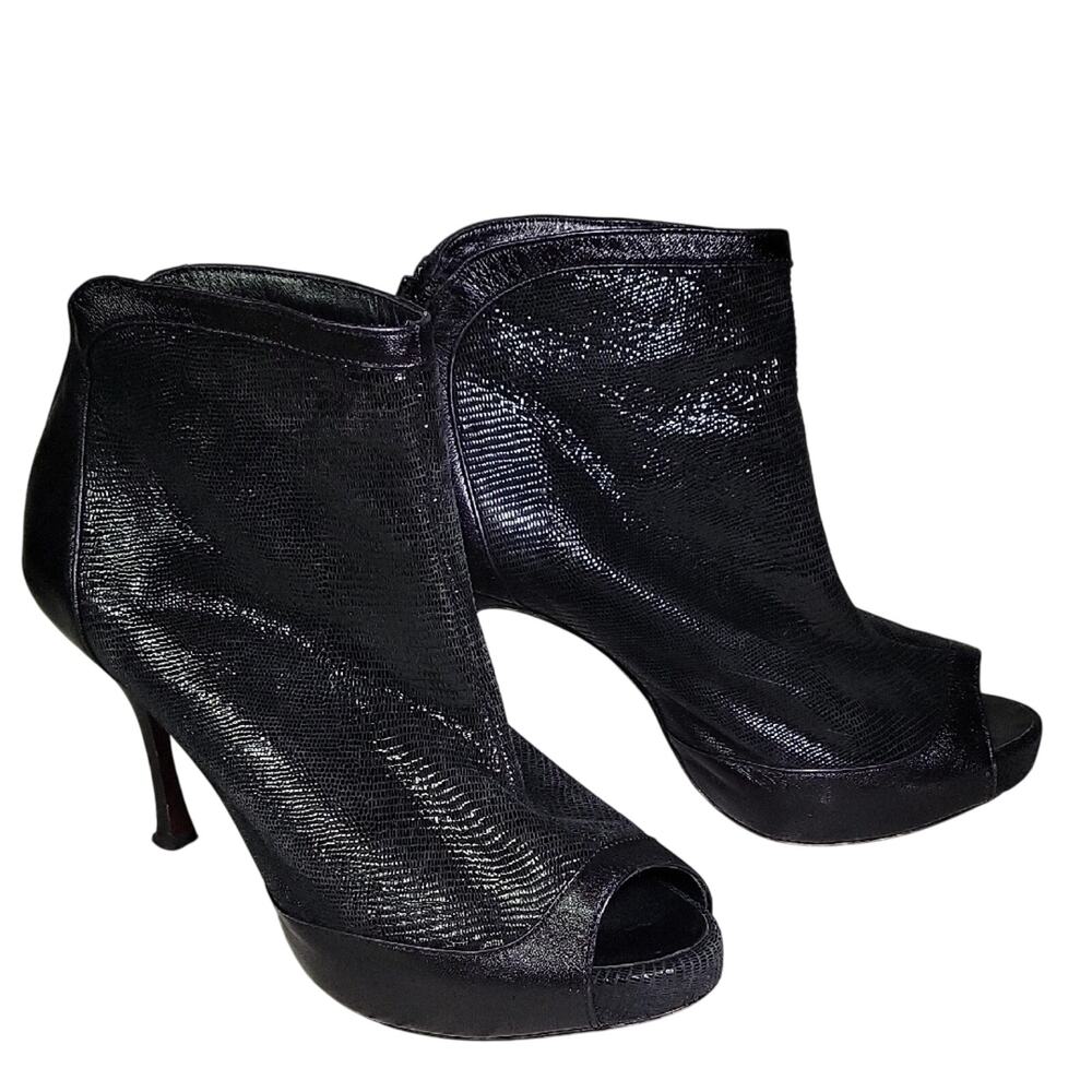 Amalfi by Rangoni Black Leather Peep Toe Back Zip Ankle Boots Womens Size 7